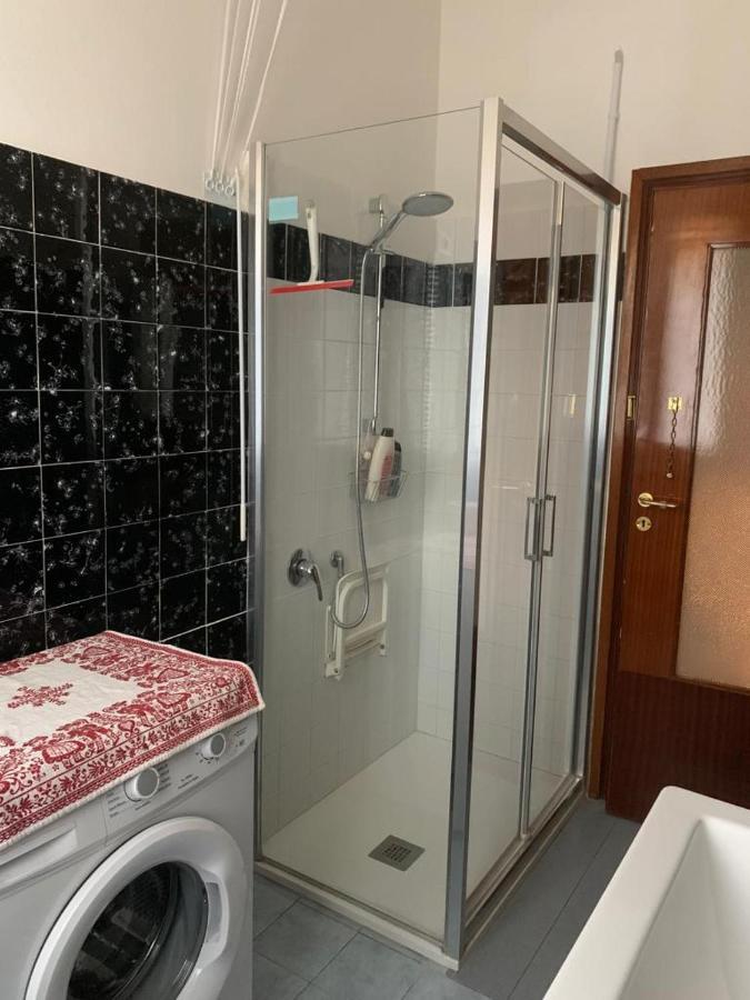 Comfortable Room Suitable 1-2 Pax Bolonia Exterior foto